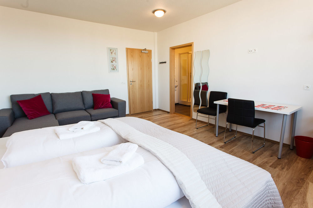 Route 1 Guesthouse Garthabaer Екстер'єр фото